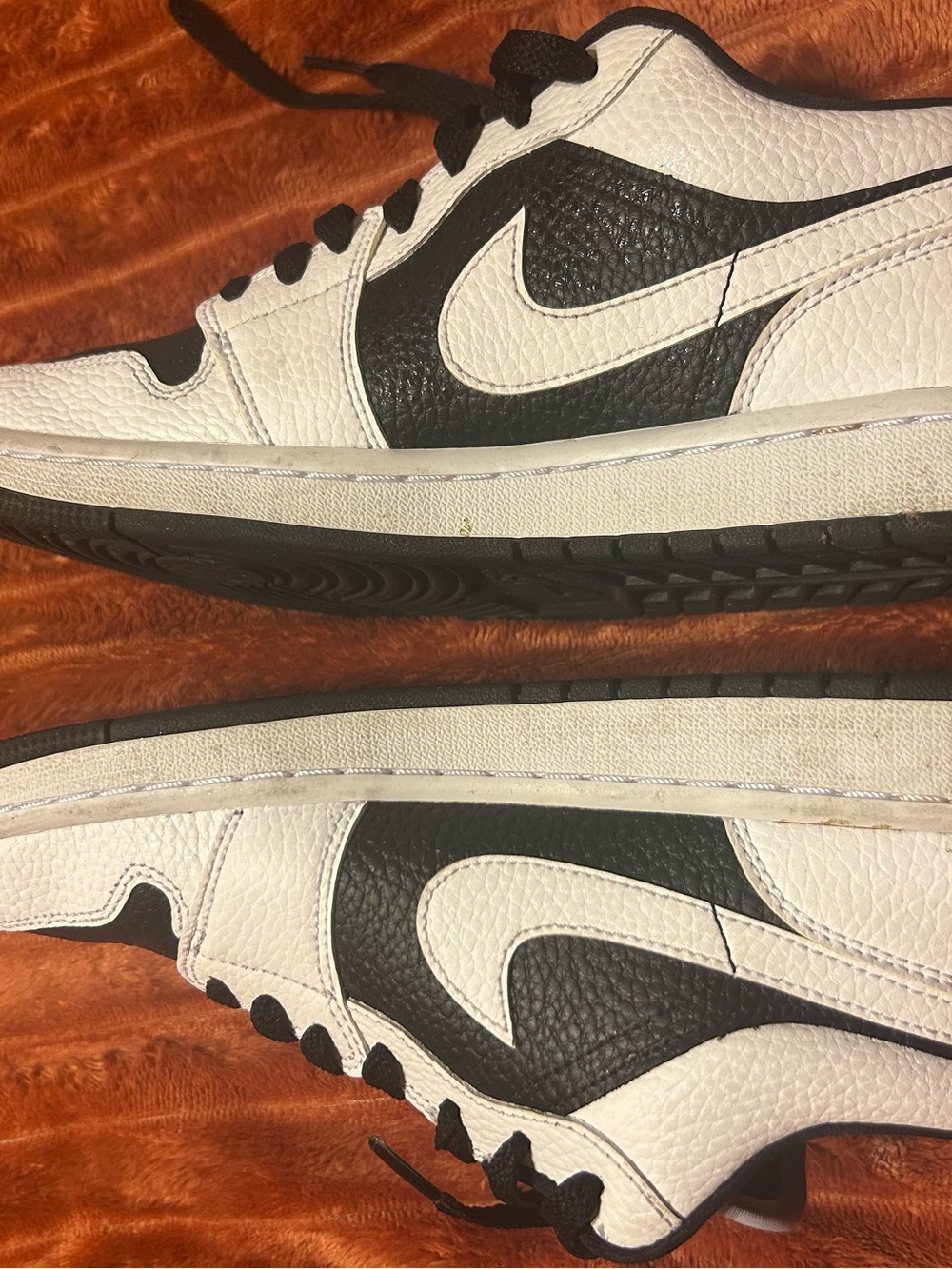 Women’s Black and White Low-Top Jordan 1 Sneakers - Picture 2 of 4